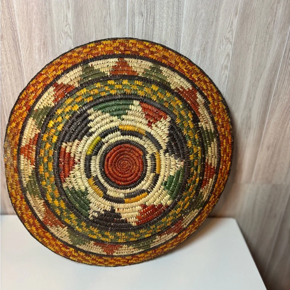 Quality Handwoven Batoro Raffia Basket